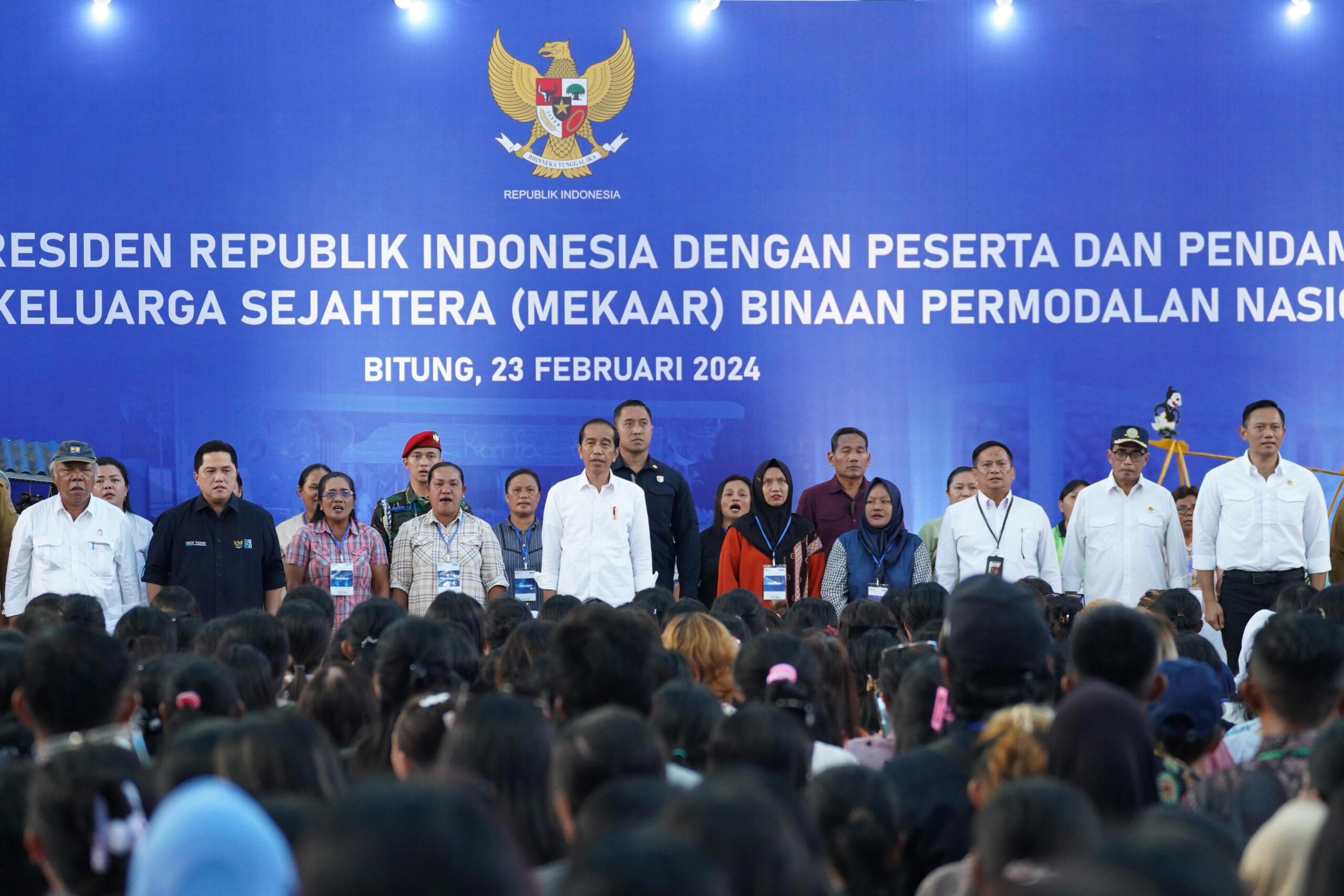 Jokowi Silaturahmi Bersama Nasabah Mekaar PNM di Sulut, Ini Pesan untuk Pelaku UKM