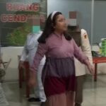 potongan gambar video seorang pengunjung yang mengamuk di RS tingkat II RW Mongisidi Manado