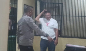 Frijon Sampakang di tahan Polda Sulut