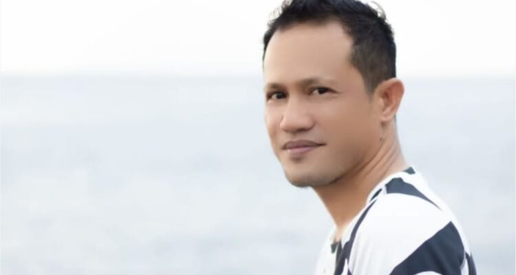 Screenshot_2025-12-08-12-53-28-592_com.google.android.googlequicksearchbox-edit